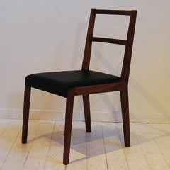 Threes Chair - walnut